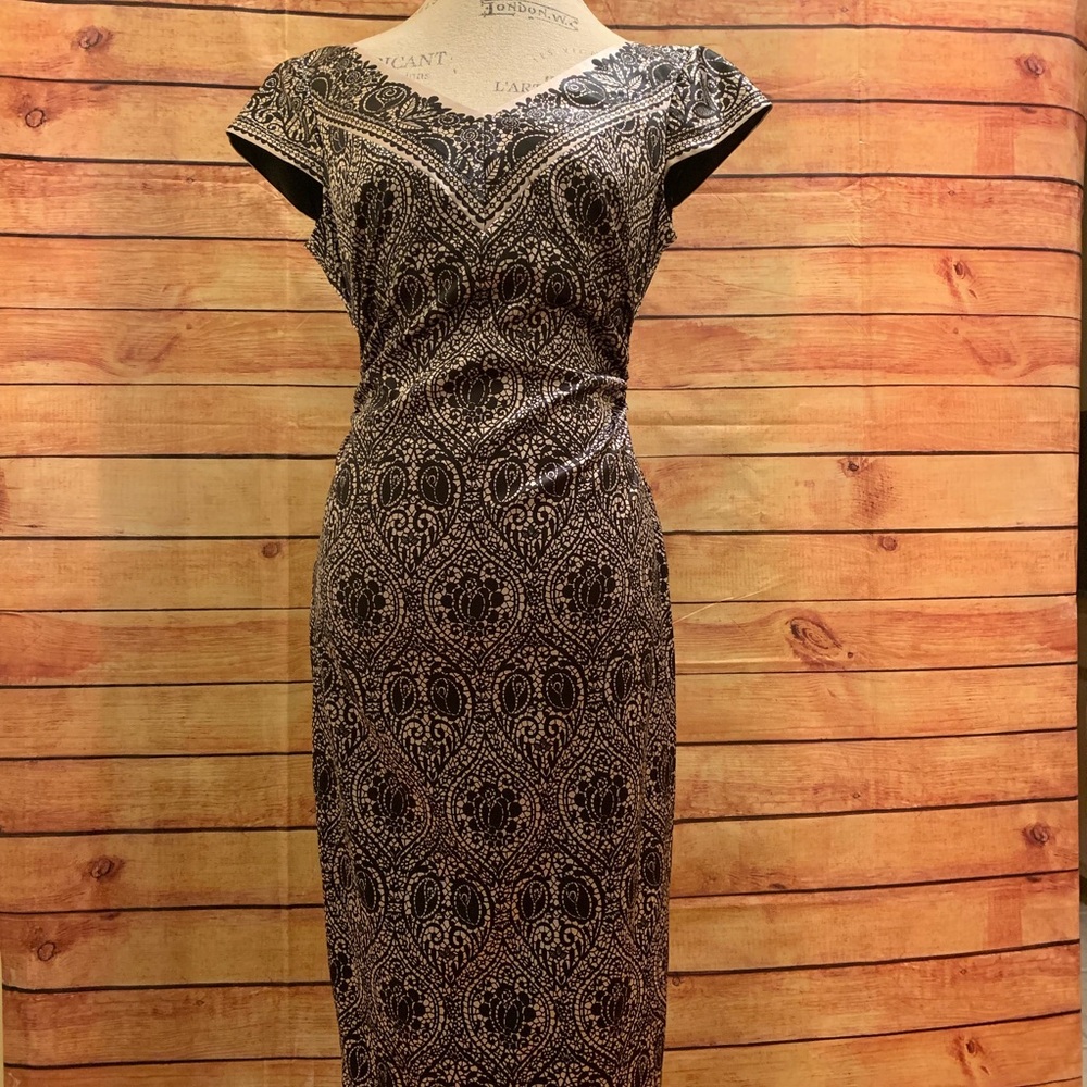 Laggy London dress